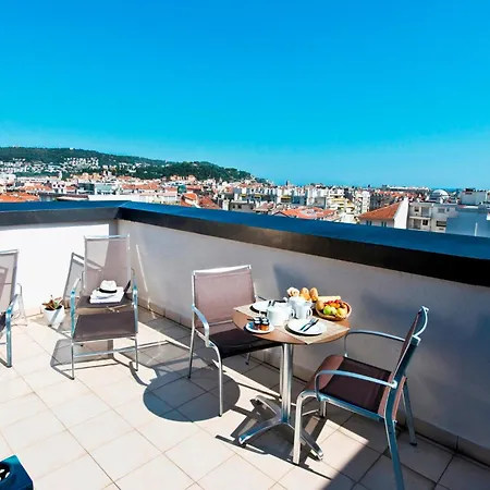 By Ihg Otel Nice