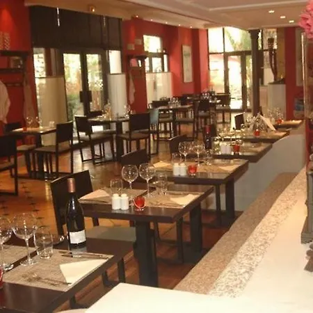 By Ihg 4* Nice