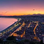 By Ihg Отель