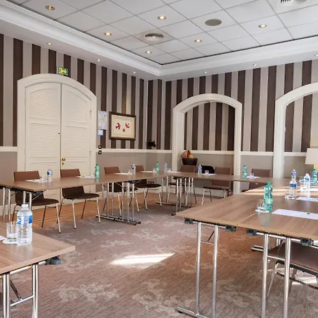 By Ihg Hotel Nicea