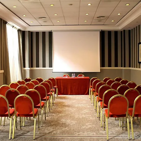 By Ihg 4* Ницца